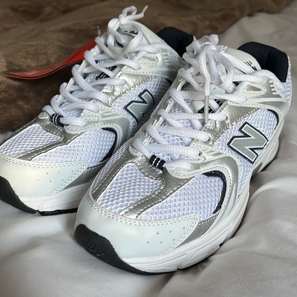 New Balance | Shoes | New Balance 53 Sneakers White Silver Blue 85 